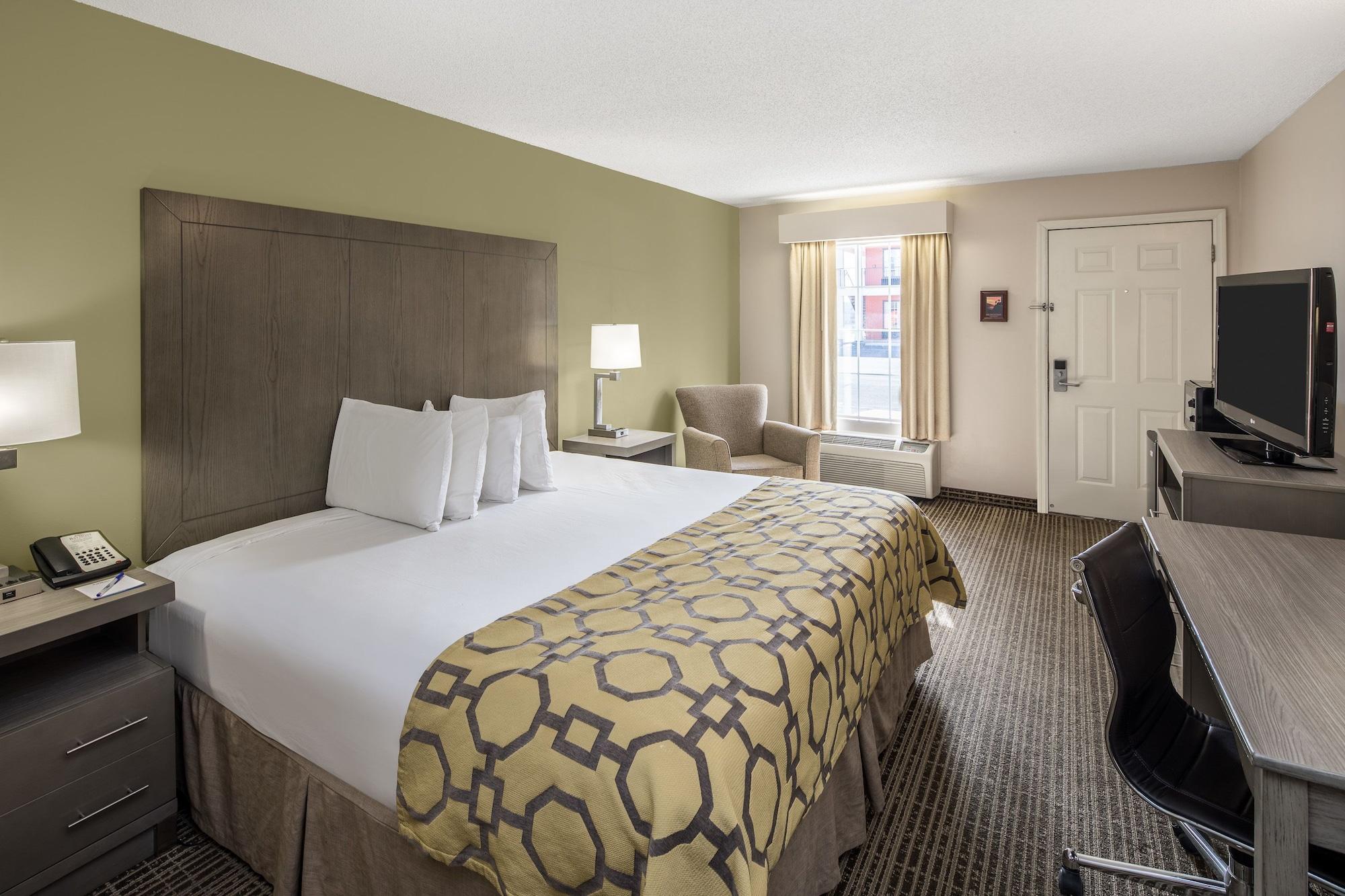Baymont By Wyndham Cleveland Motel Buitenkant foto
